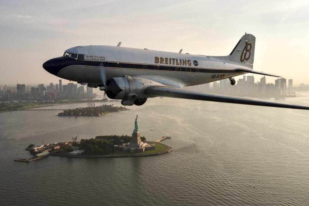 Survol de New York et de la Statue de la Liberté - Breitling DC-3 World Tour