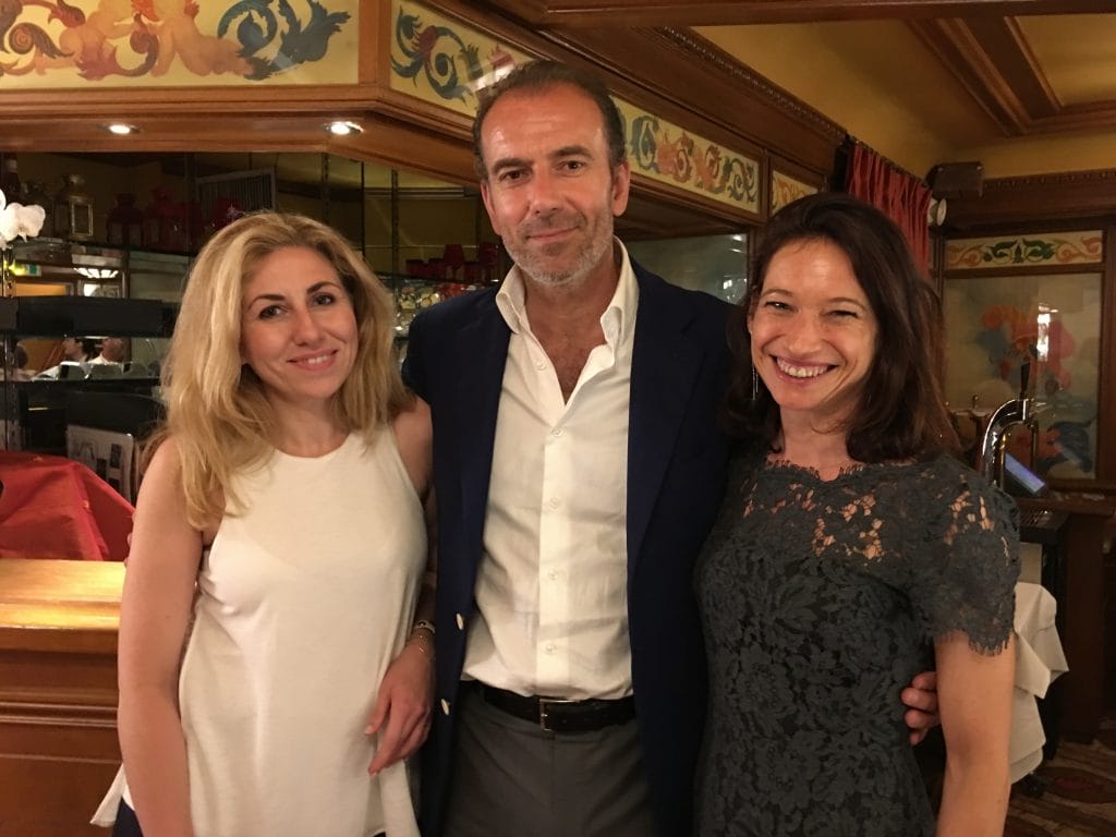 Mario Peserico bien entouré à l'occasion de la soirée Passion Horlogère pour les 130 ans d'Eberhard & Co