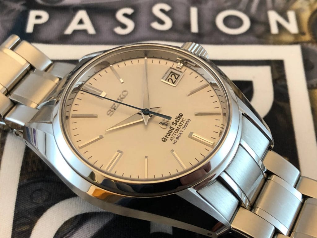 Grand Seiko SBGH001 "déconstruite" par PSM. La quintessence du savoir-faire Grand Seiko.