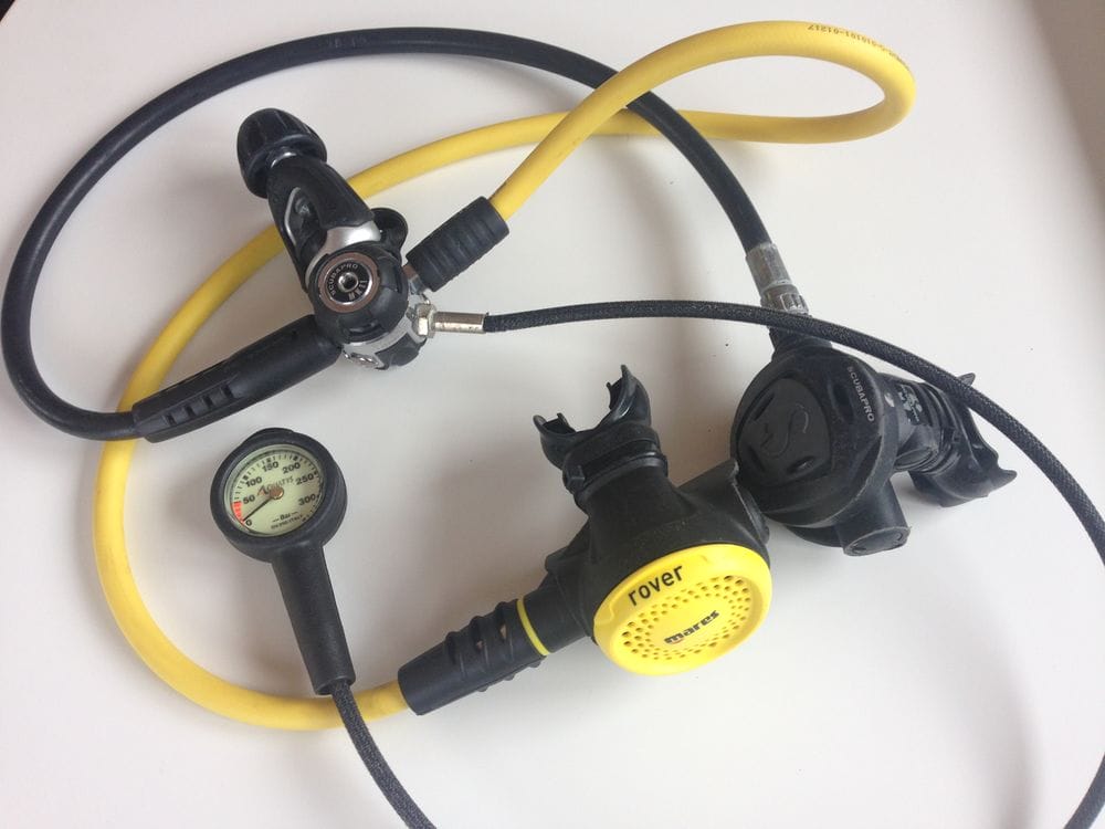 Détendeur de plongée avec le compteur ayant inspiré Reservoir