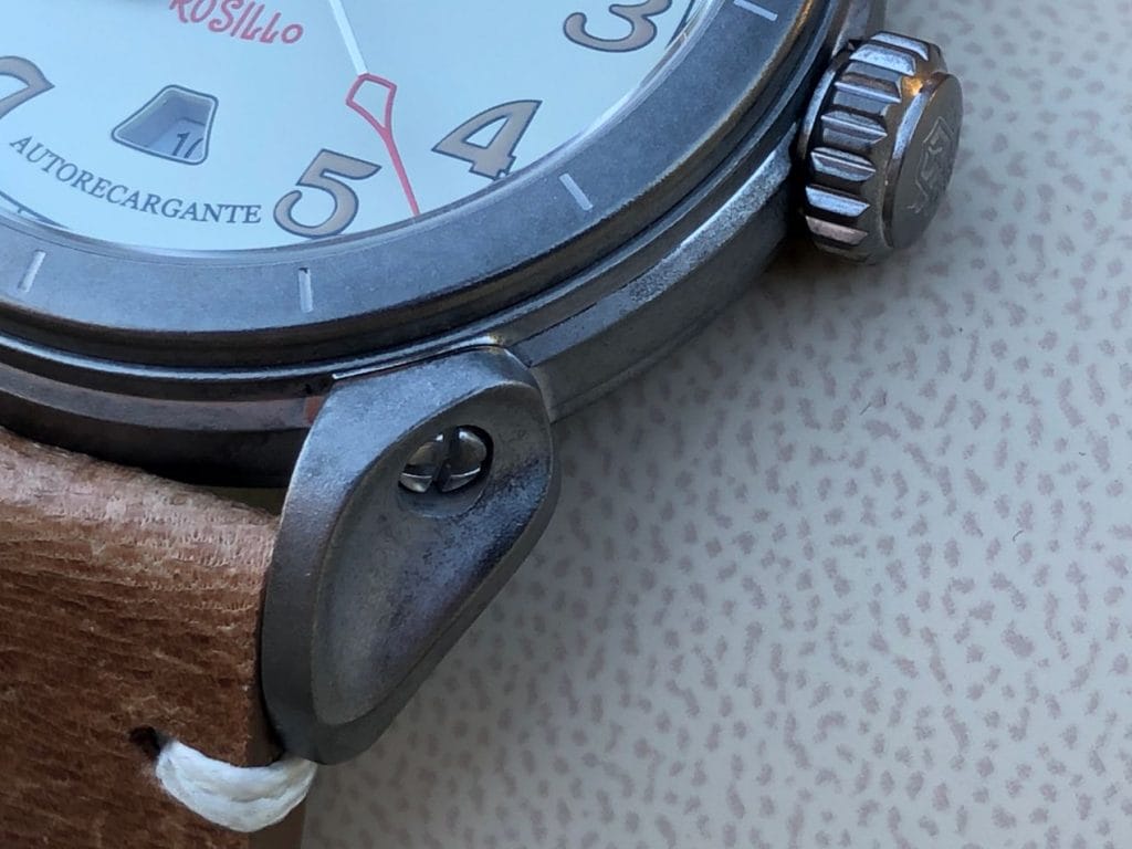 Les cornes vissées à la boîte de la Domingo Rosillo