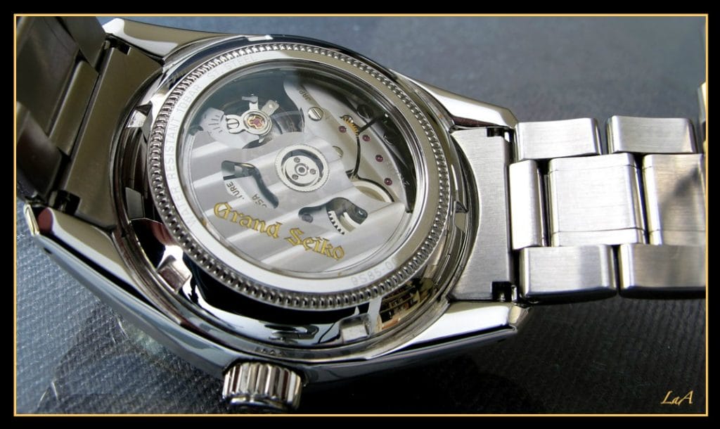 Une montre parfaite sous tous les angles !