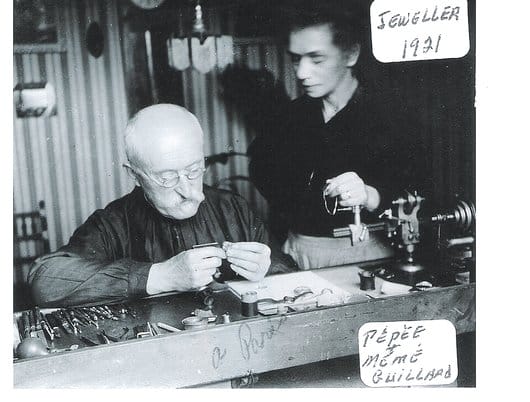 Un vieil horloger - Source Internet