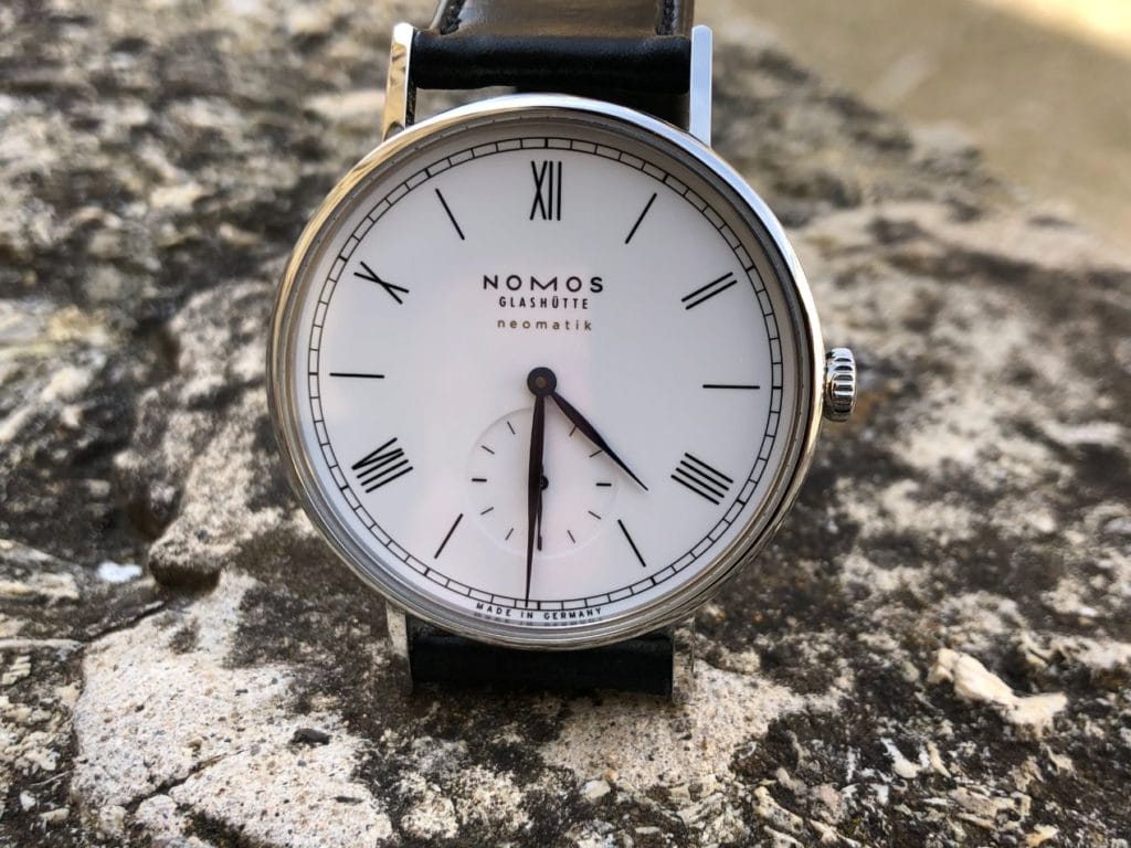 Nomos montre online