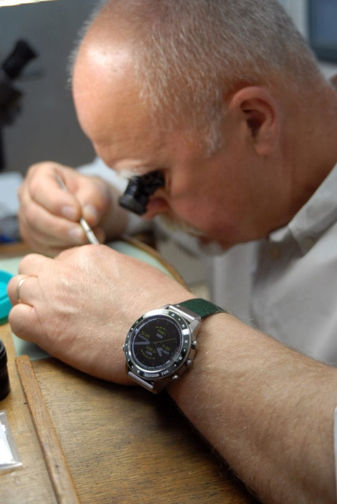 Roy Baierlein, horloger traditionnel, convaincu par la technologie Garmin.