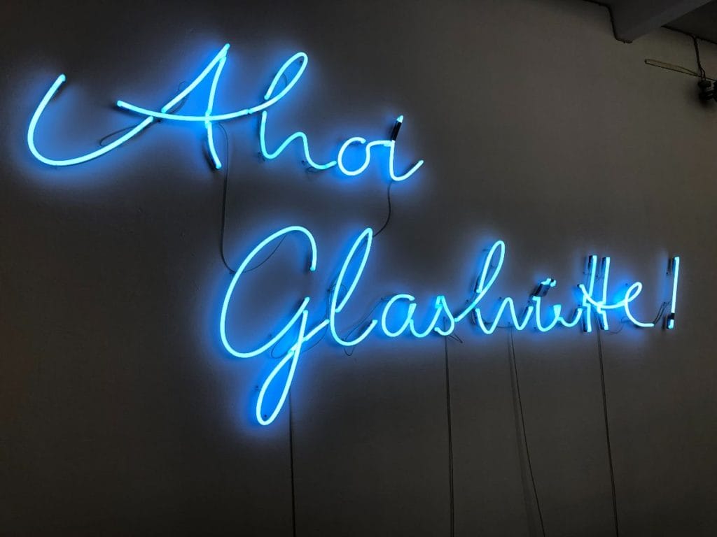 Nomos incarne la modernité horlogère allemande dans le respect de la tradition de Glashütte.