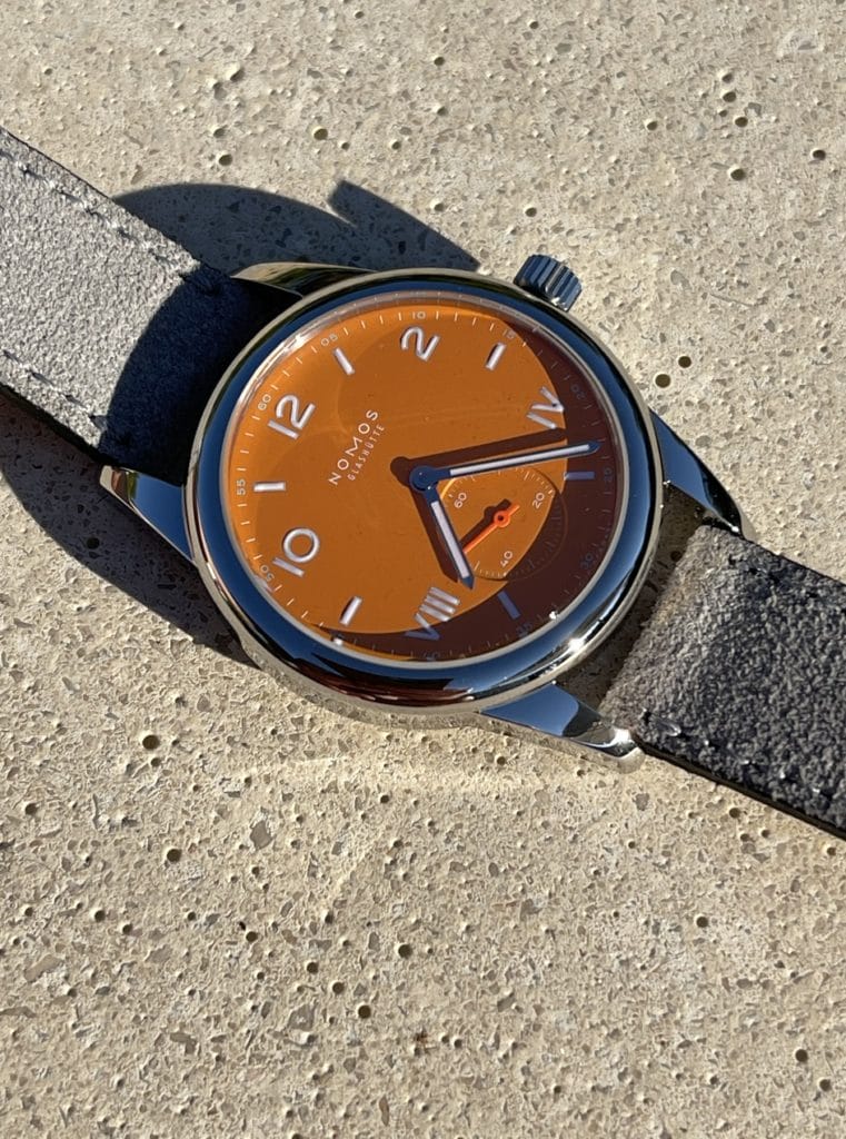 Nomos Club Campus 36mm avec cadran orange