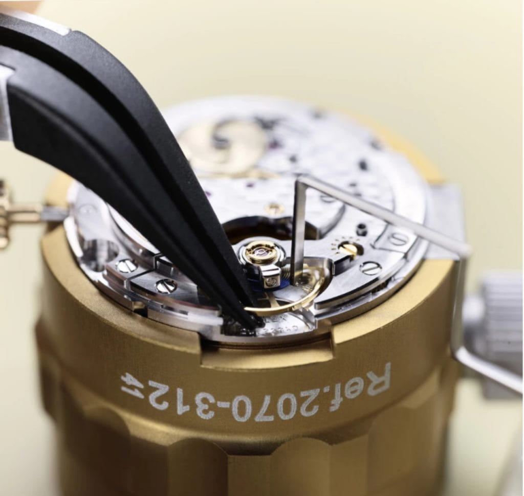 Le réglage des vis microstella du balancier selon les préconisations officielles de Rolex