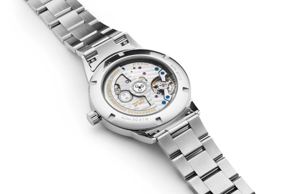 Vue sur le mouvement DUW 6101