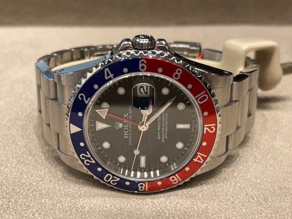 Rolex GMT Master II - Une des montres les plus recherchées actuellement ! 