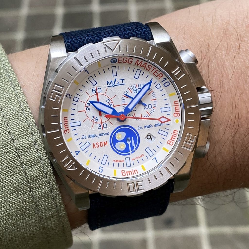 Une montre rustique et peu sérieuse, mais qui a fait connaître la marque. Crédit photo FX Overstake in Equation du Temps.