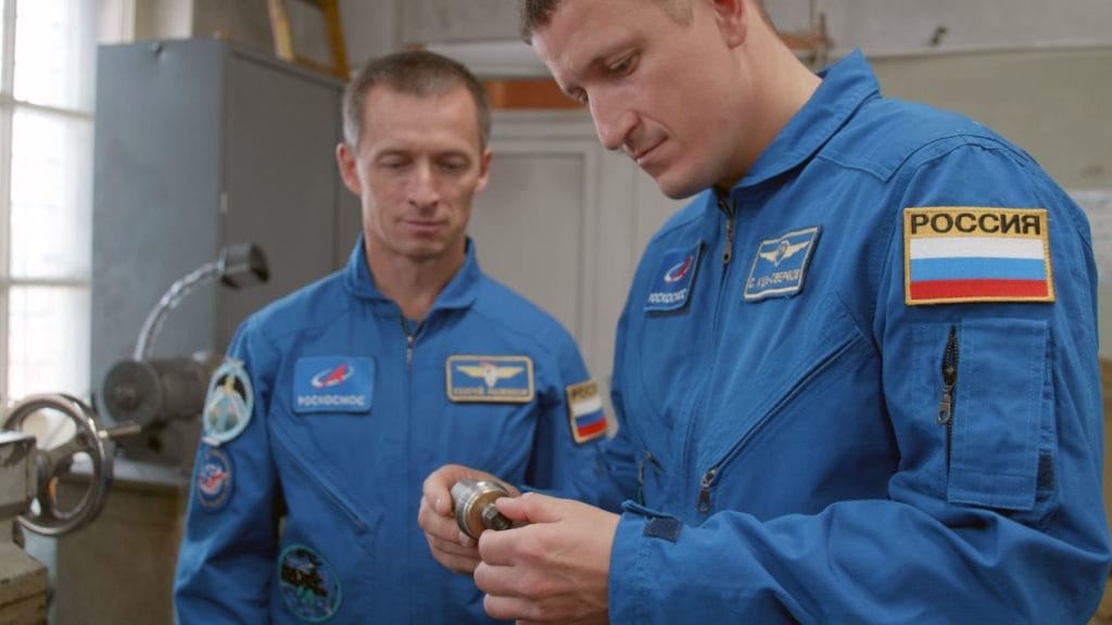   Sergey Ryzhikov et Sergey Koud-Skvertchkov au sein de la Manufacture Raketa.