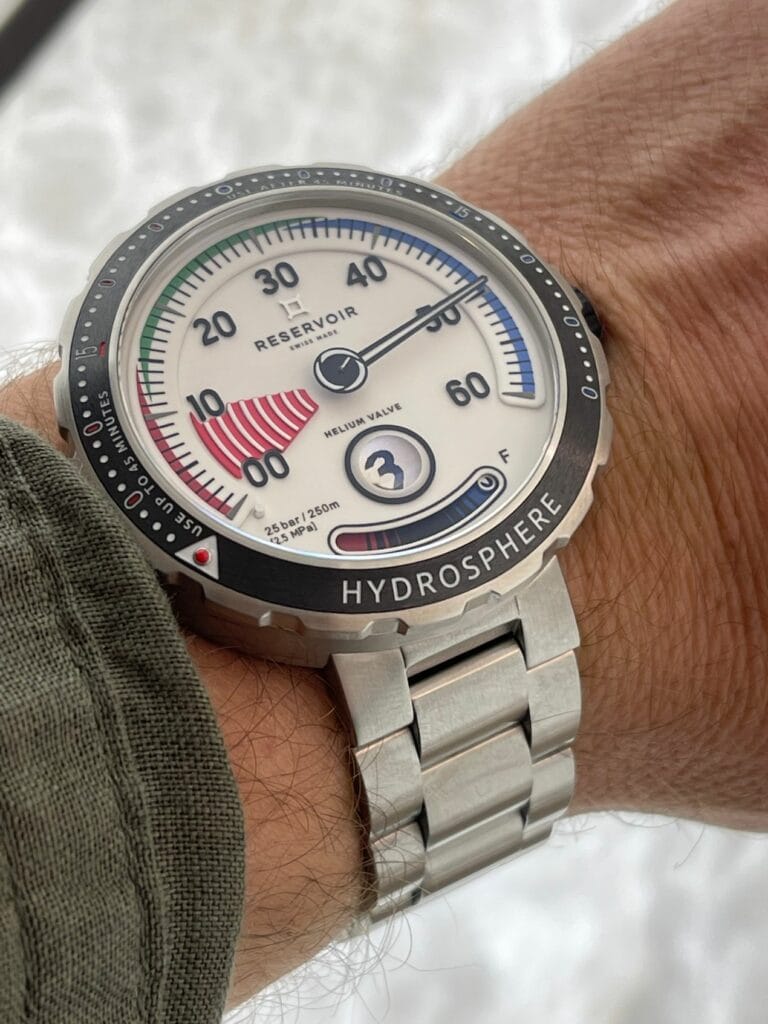 Reservoir Hydrosphère Air Gauge, une montre surprenante ! 