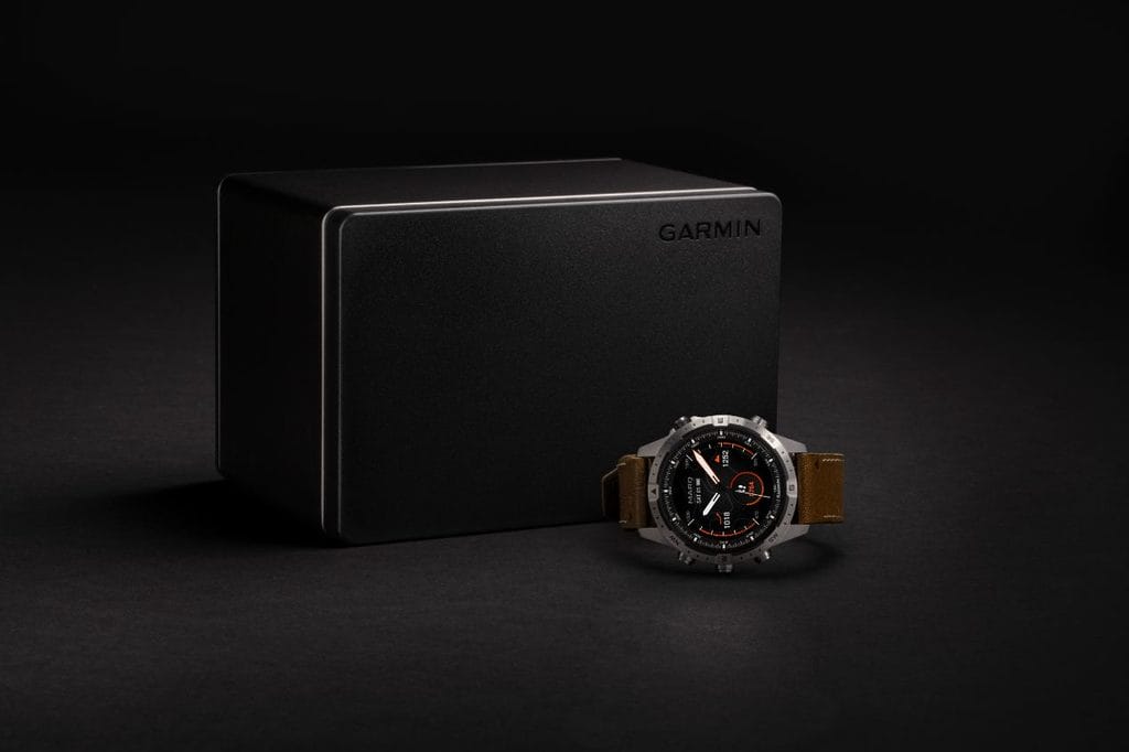 Garmin Marq Adventurer et son packaging