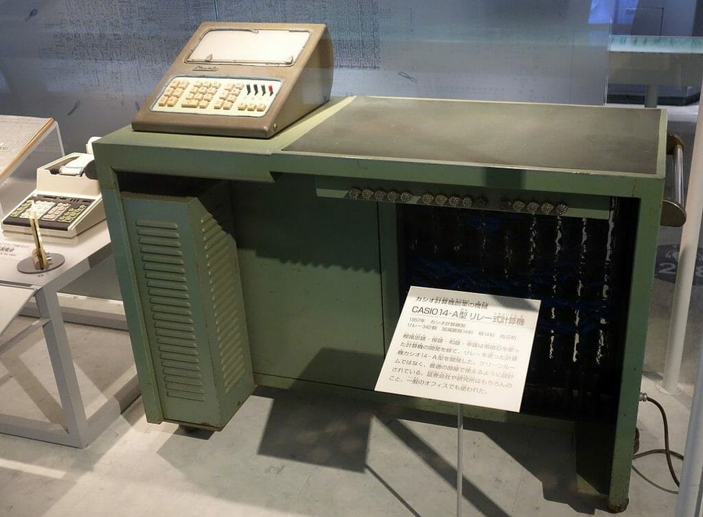 Casio 14-A, la première calculatrice électrique du monde ! Photo internet