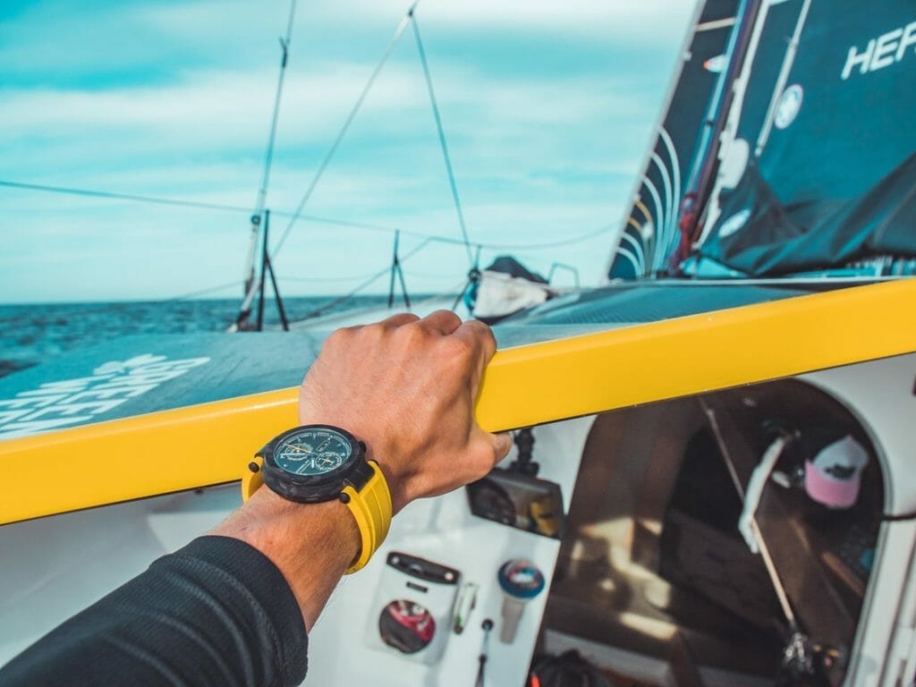 la montre au poignet d'Aurélien Ducroz