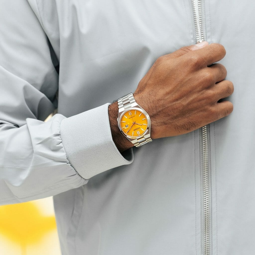 Citizen Tsuyosa dans sa livrée au cadran jaune, un best seller 2022.