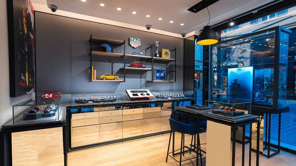 Intérieur de la boutique TAG Heuer