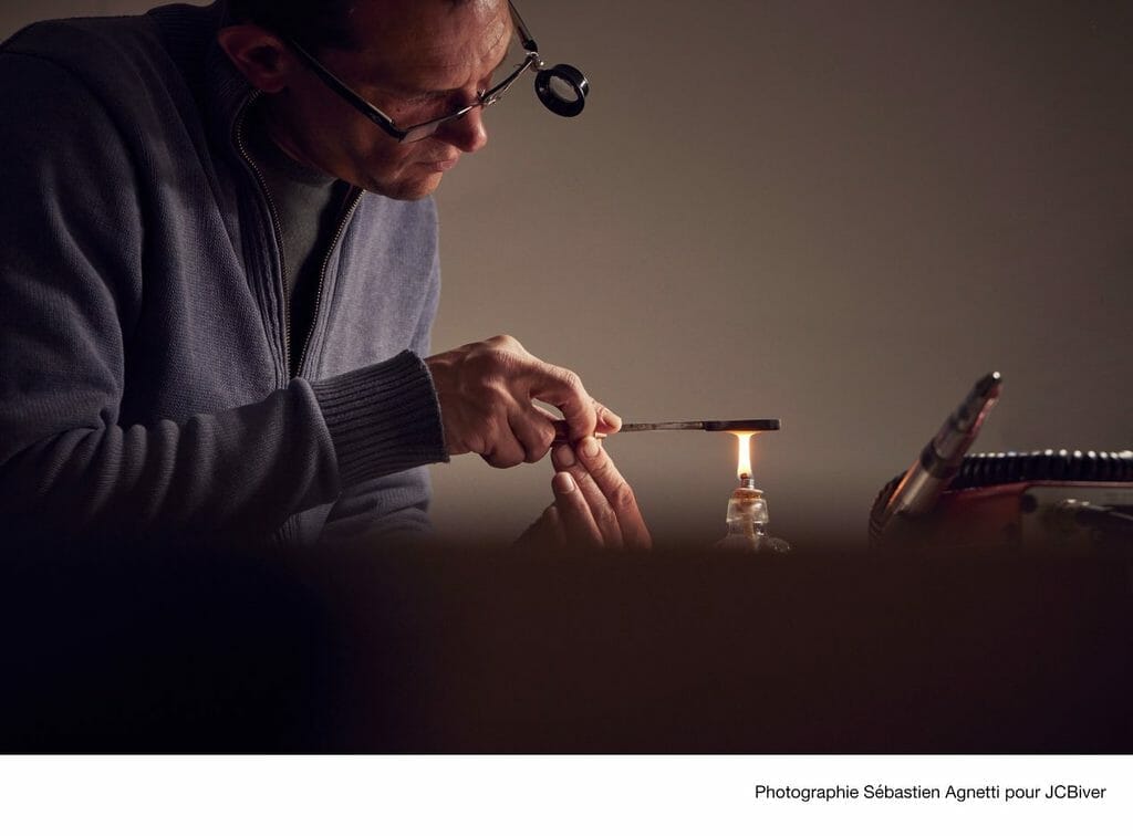 Technique de trempe à la flamme.