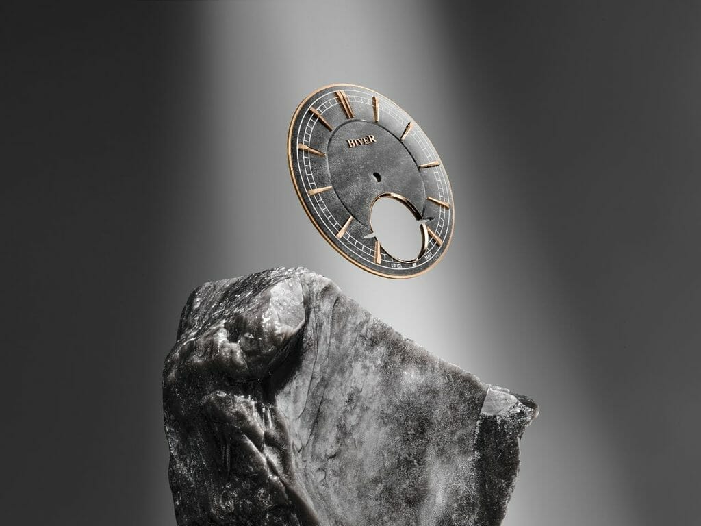 Cadran en obsidienne.