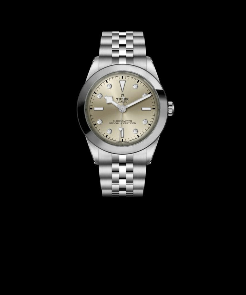 Montre Black Bay, cadran champagne et aiguilles "Snowflake".