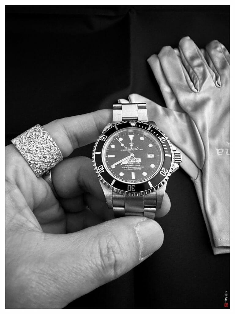 La montre de Willy Lopes, obtenue des mains d'Henri-Germain Delauze, fondateur de la COMEX.