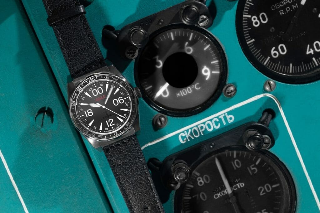 Raketa présente la montre Ekranoplan.