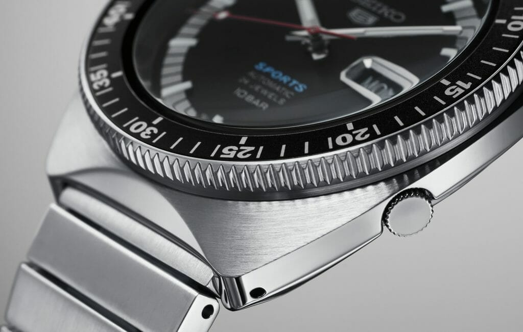 Boîtier net bracelet en acier inoxydable avec boucle déployante et bouton-poussoir, Diamètre : 39,5mm, Épaisseur : 12,5 mm, Étanchéité : 10 Bar