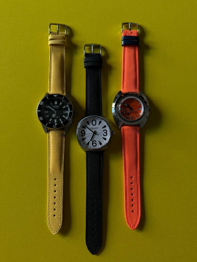 Exemples de montages de bracelets pour l'été.