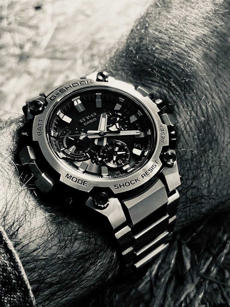 G-SHOCK MTG-B3000D-1A, une baroudeuse urbaine et techno.