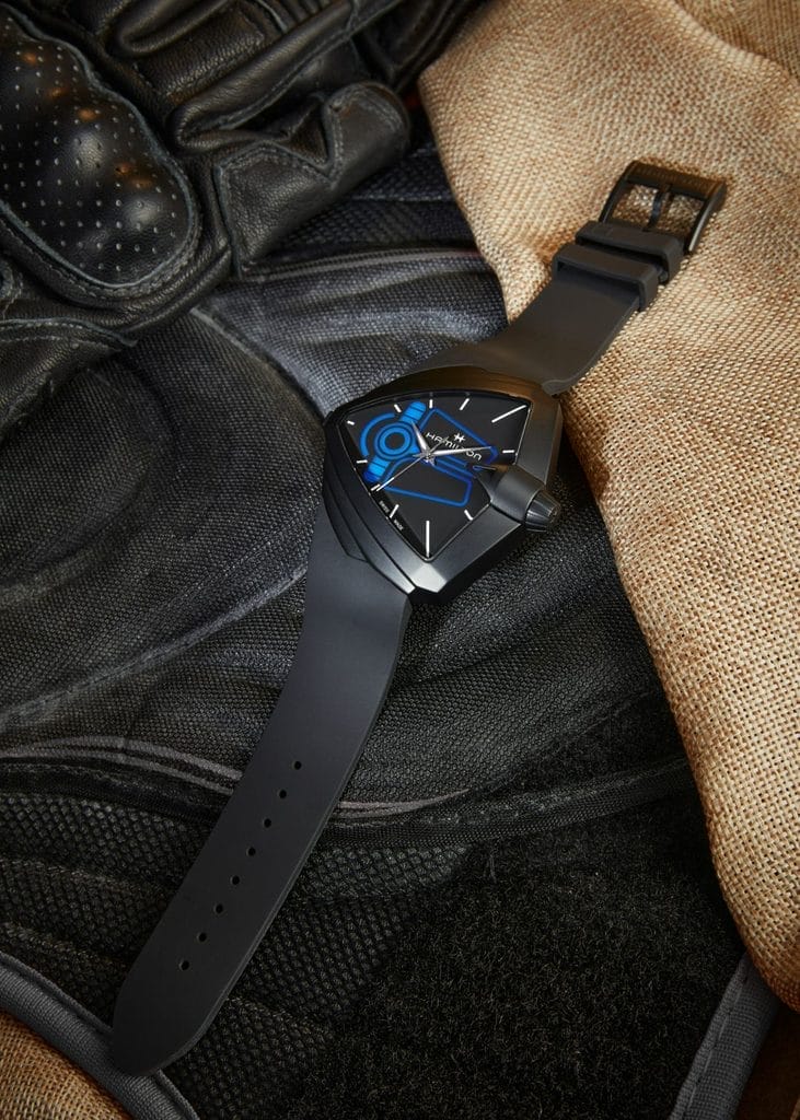 Hamilton Ventura XXL Bright Dune Limited Edition