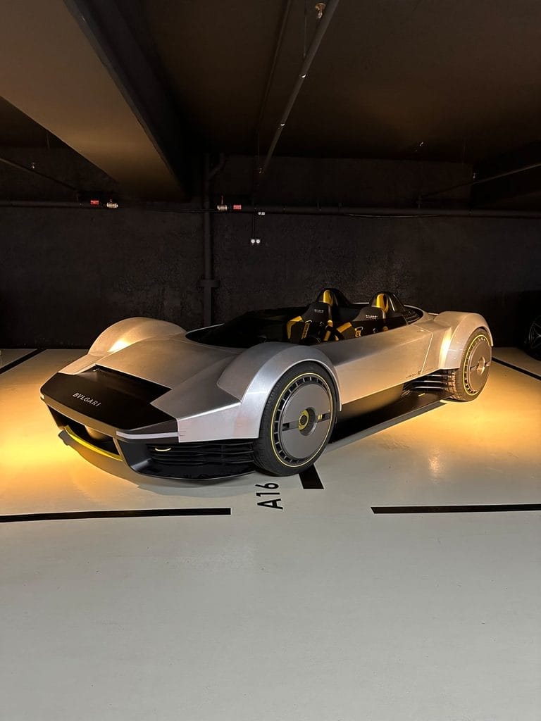La BULGARI Aluminium Vision GT à l'échelle 1:1