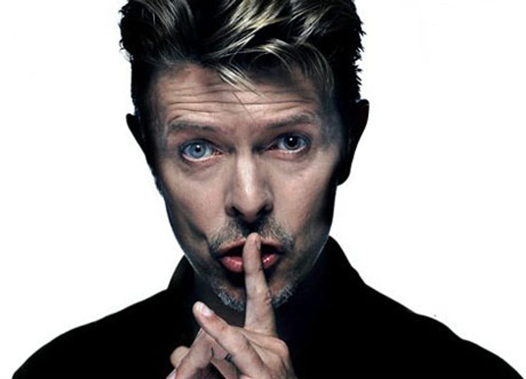 Image d'illustration - David Bowie faisant silence - Source Internet
