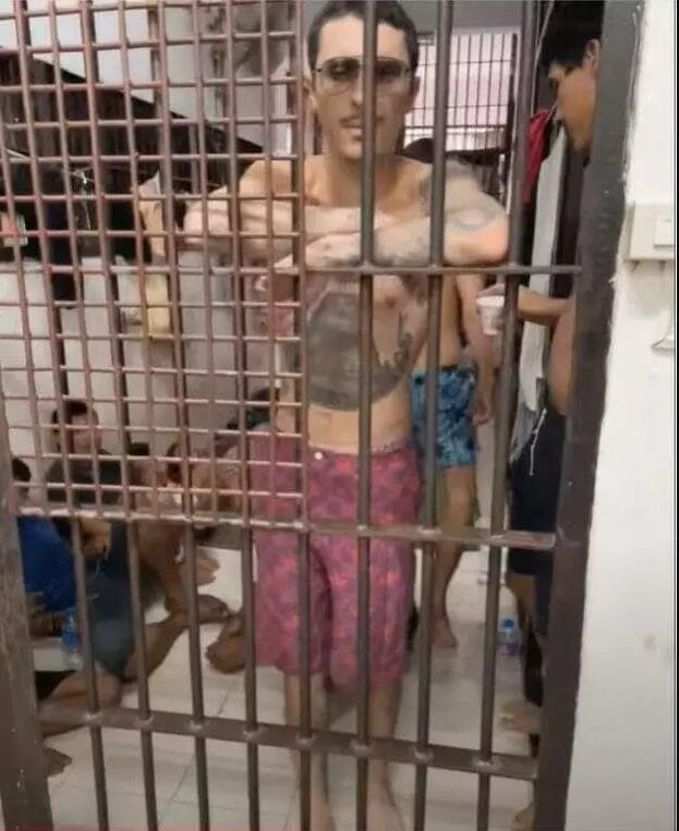 Julien V. en détention en Thaïlande - Source Internet