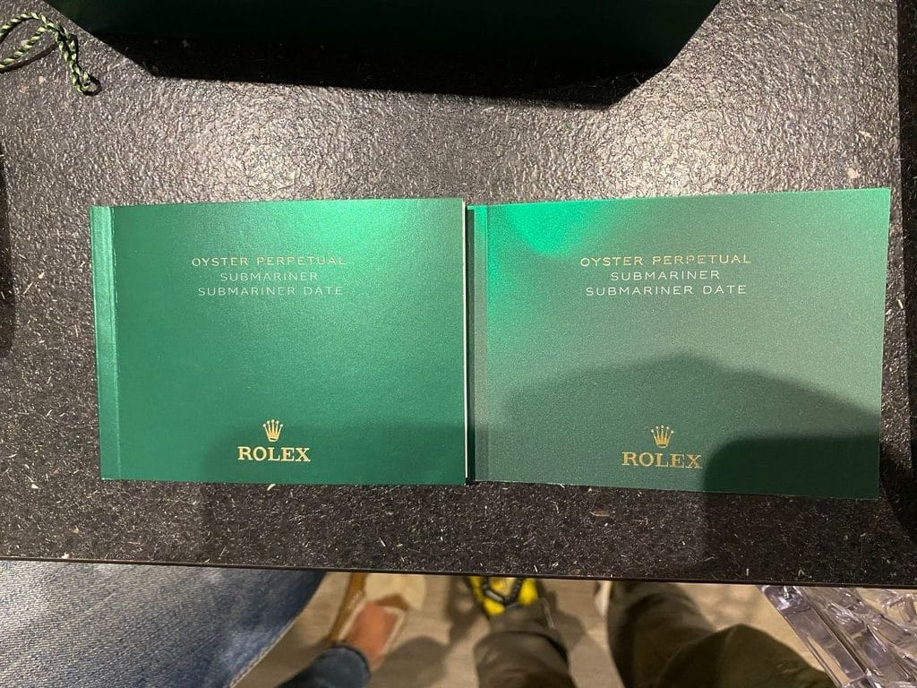 Photo d'illustration - Doublette Rolex (la fausse à gauche) - Source Michel Vittini sur le groupe Facebook Club Rolex France