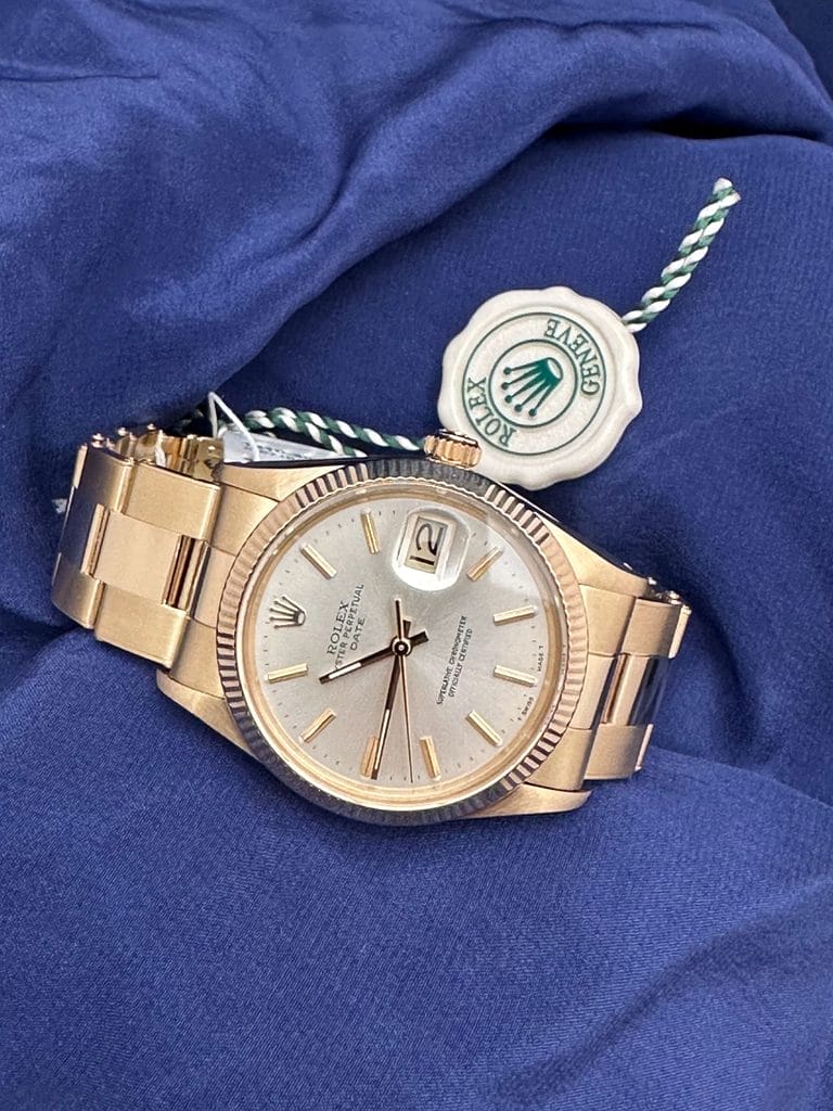 Rolex Oyster Perpetual Date du programme RCPO - Chez Bucherer Paris