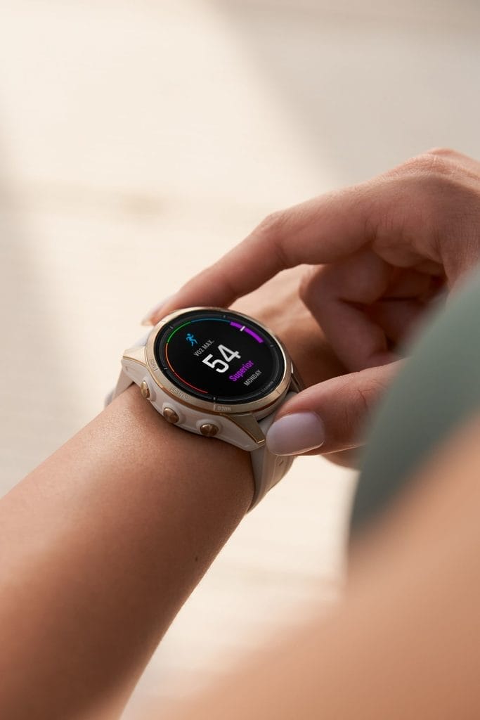 Garmin Epix au poignet de Mathilde - Photos Alexandre Tarall