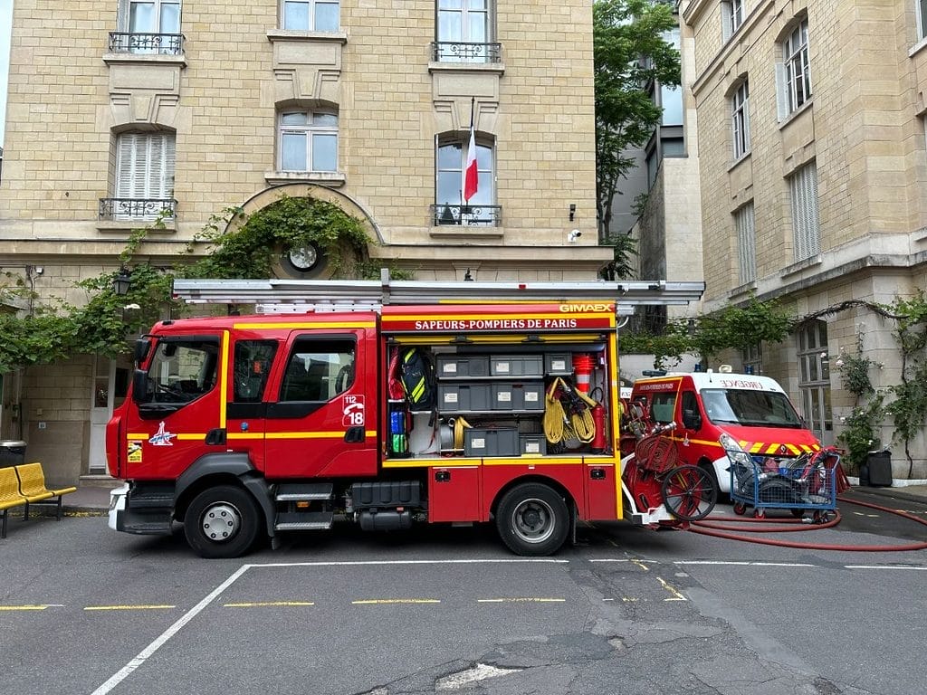 Unité de la BSPP présente à la Caserne Blanche à Paris 9
