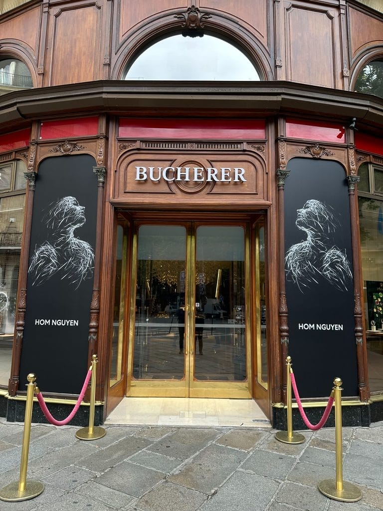 La Maison Bucherer se pare d'oeuvres de l'artiste Hom Nguyen