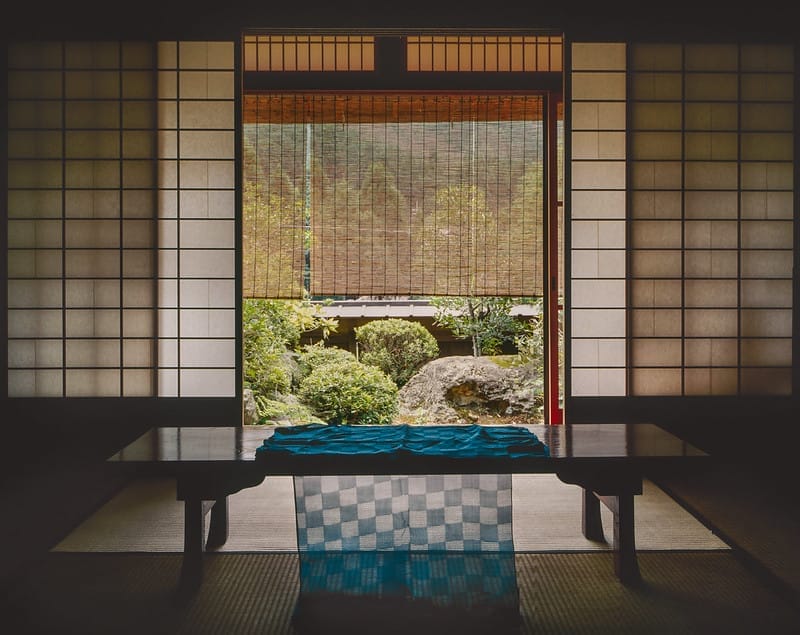 Exemple de Shoji dans une maison traditionnelle japonaise.