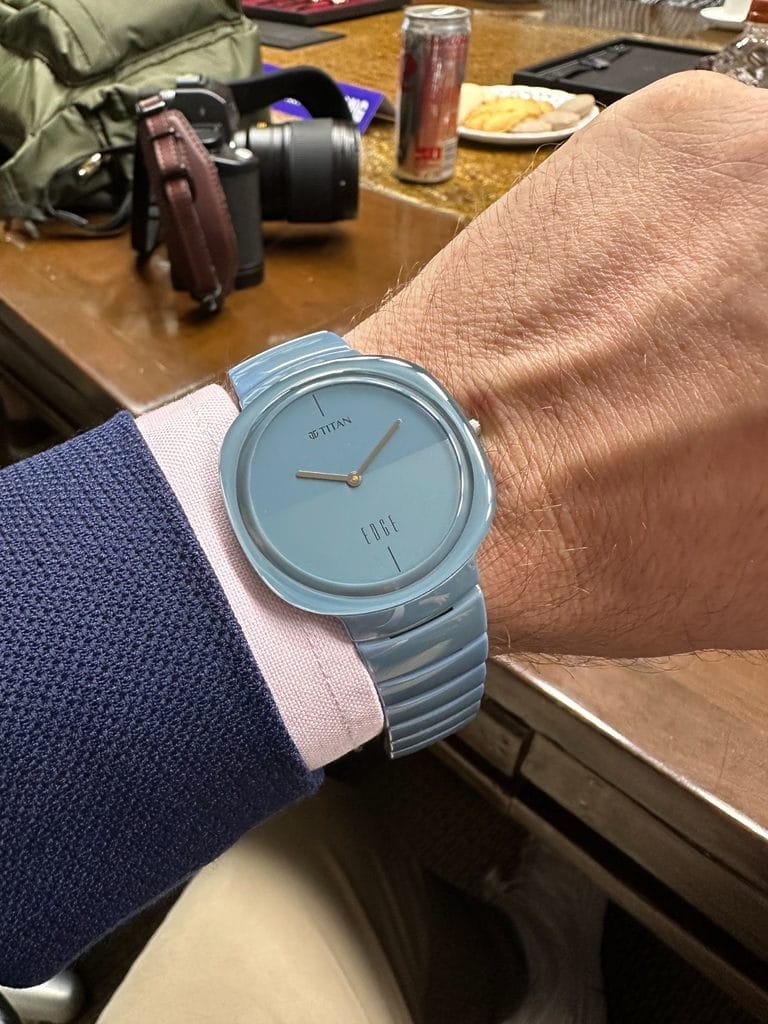 Titan Squircle Camo Quartz Analog Blue Dial Ceramic Strap Watch For Unisex